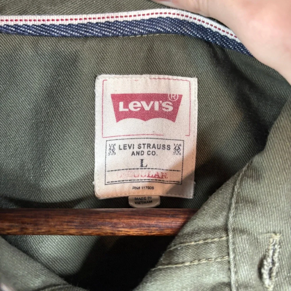 Levis Mens Large Olive Green Cotton Long Sleeve Button Up Shirt Western Casual